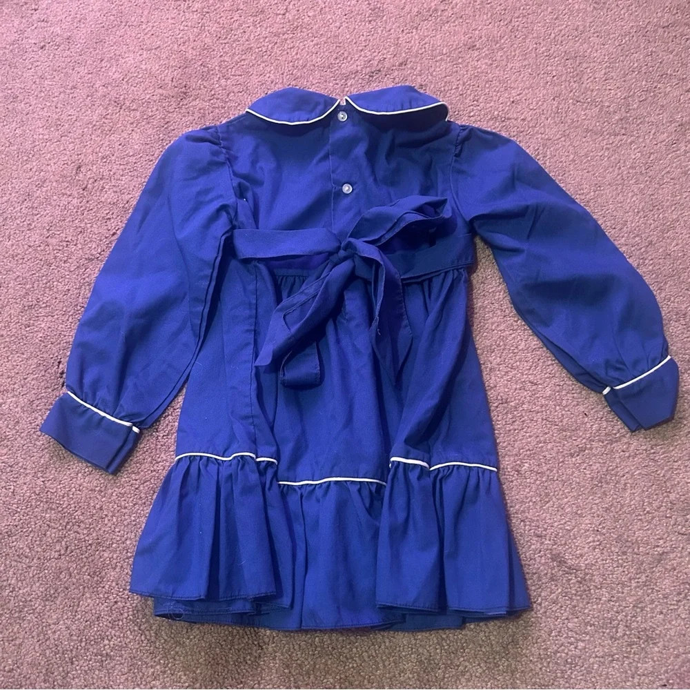 Vintage Jo-Joe Blue Smocked Dress. Size 4 - Picture 3 of 7